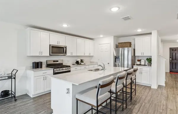 821 Shire Avenue, Haslet, TX 76052
