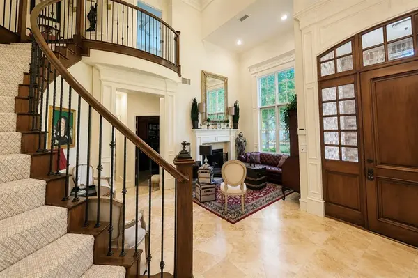 200 Compton Court, Colleyville, TX 76034