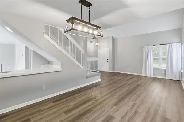 2462 Claremont Drive, Grand Prairie, TX 75052