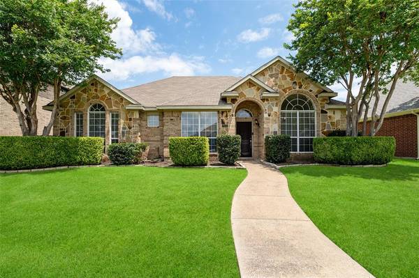 7501 Caribbean Drive, Rowlett, TX 75088