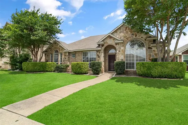 7501 Caribbean Drive, Rowlett, TX 75088
