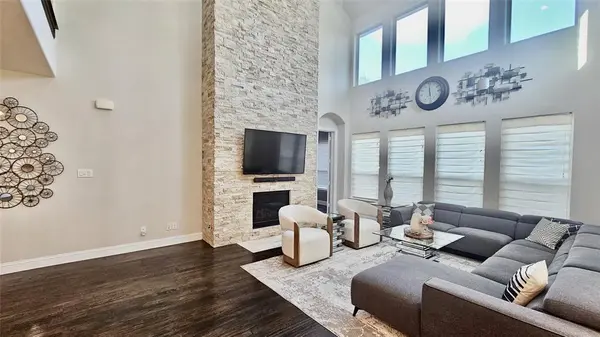 7324 Clementine Drive, Irving, TX 75063
