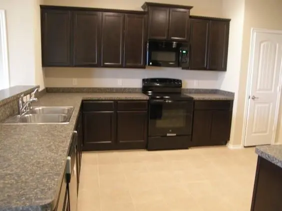 812 Westgate Court, Anna, TX 75409