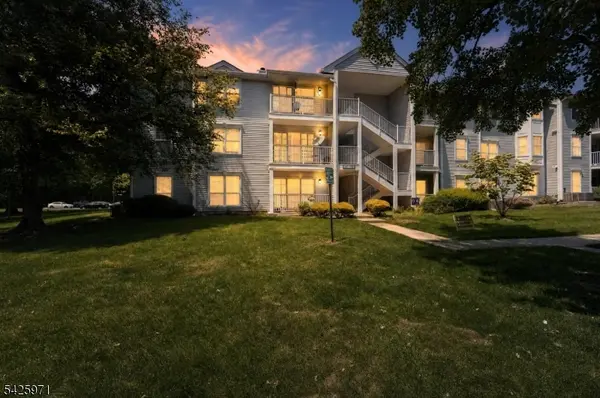 177 Rachel Ct, Franklin Twp., NJ 08823