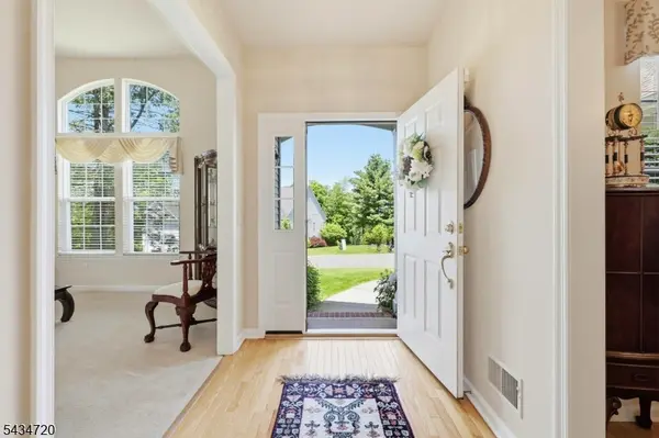 66 Canada Goose Dr, Allamuchy Twp., NJ 07840