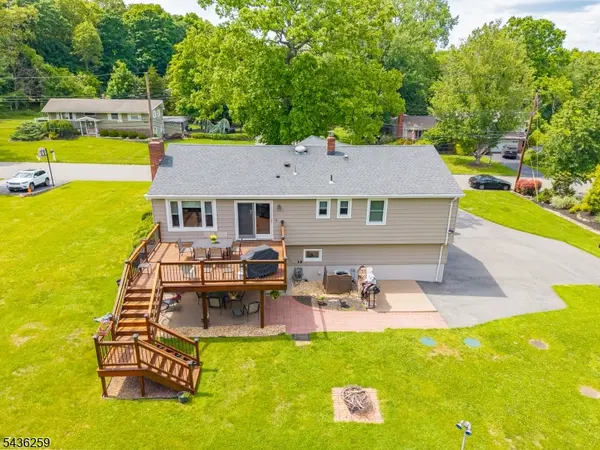 55 Marcia Rd, Ringwood Boro, NJ 07456