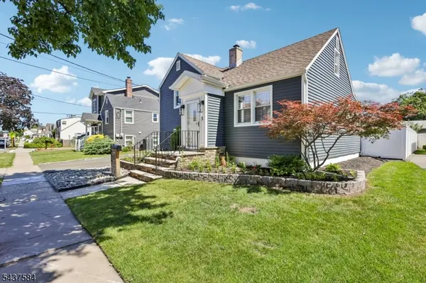 433 Fern Ave, Lyndhurst Twp., NJ 07071