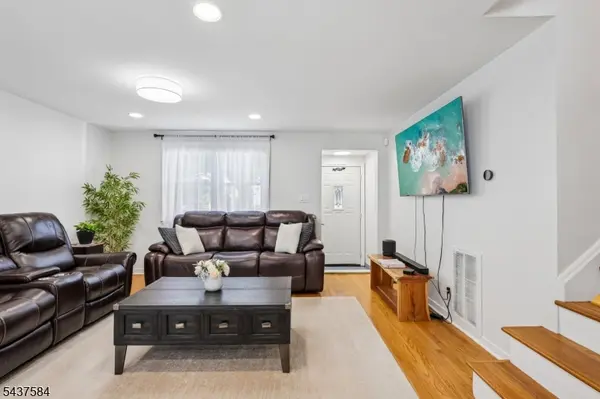 433 Fern Ave, Lyndhurst Twp., NJ 07071