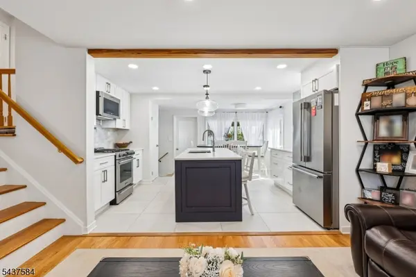 433 Fern Ave, Lyndhurst Twp., NJ 07071