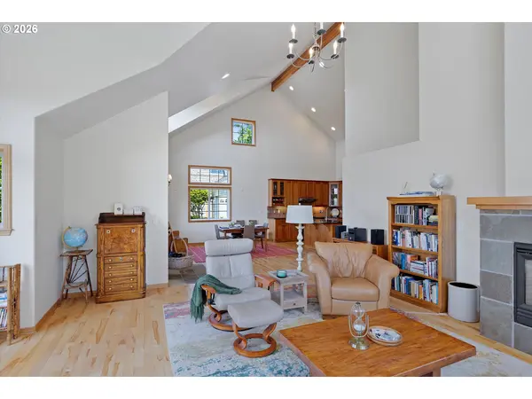 6535 Pacific Overlook DR, Neskowin, OR 97149