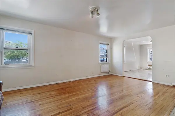 124 Brightwater CT, Brooklyn, NY 11235
