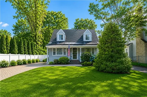 3625 Richmond RD, Staten  Island, NY 10306