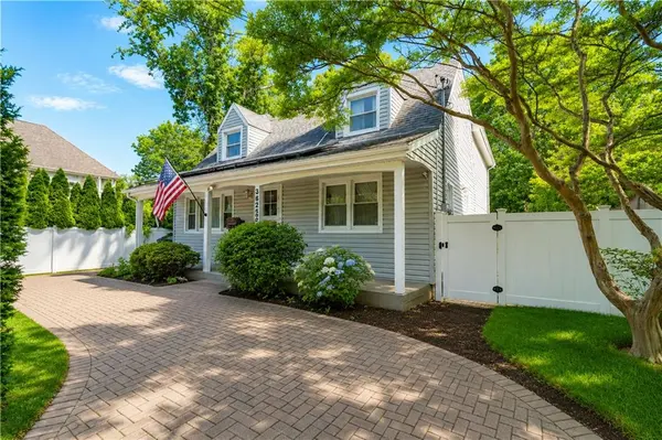 3625 Richmond RD, Staten Island, NY 10306