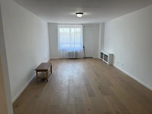 2121 Shore Pkwy #3C, Brooklyn, NY 11214