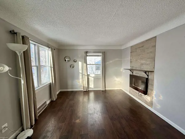25304 Culver ST, St Clair Shores, MI 48081