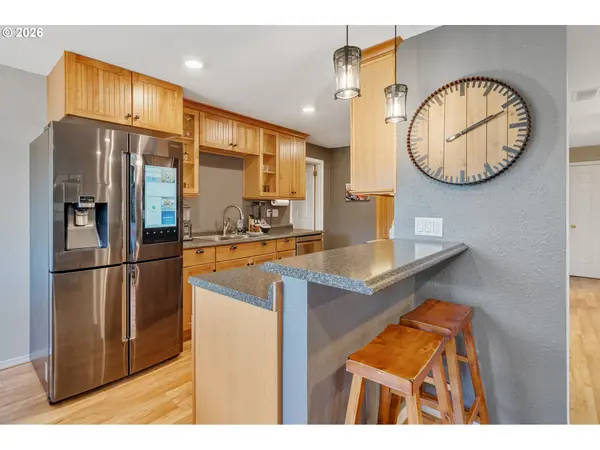 4005 FILBERT ST, Tillamook, OR 97141