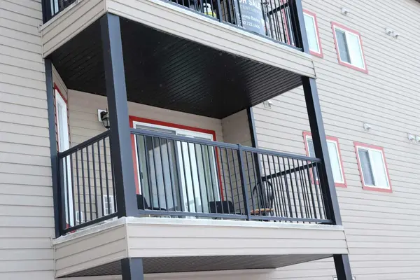 5037 7 Avenue #305, Edson, AB T7E 0A8