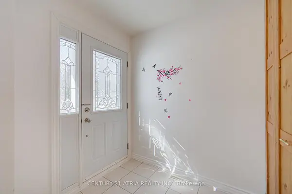 154 Freshmeadow DR, Toronto C15, ON M2H 2R1