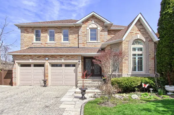 32 Timber Valley AVE, Richmond Hill, ON L4E 3S6