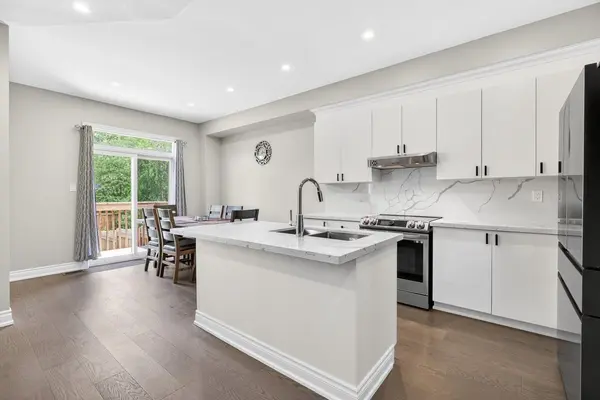 47 Greenwood DR, Essa, ON L0M 1B4