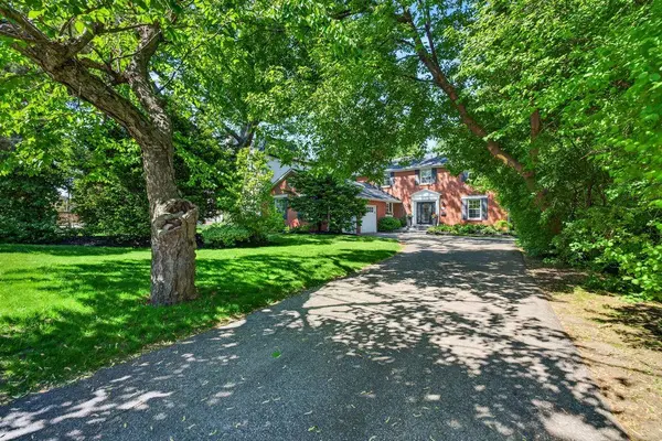 479 Morrison RD, Oakville, ON L6J 4K6