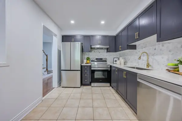 7360 Zinnia PL #77, Mississauga, ON L5W 2A4