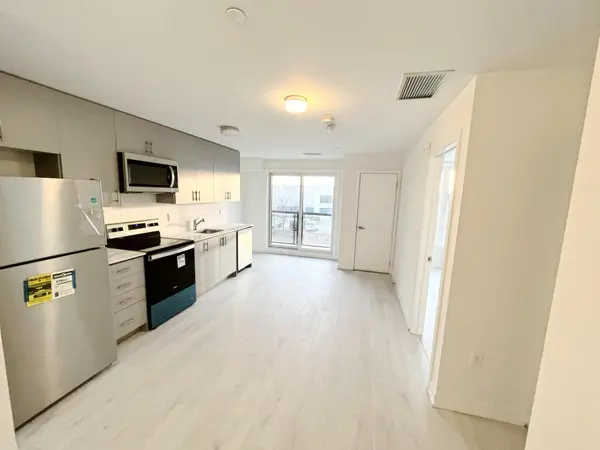 3401 Ridgeway DR #315, Mississauga, ON L5L 5T3