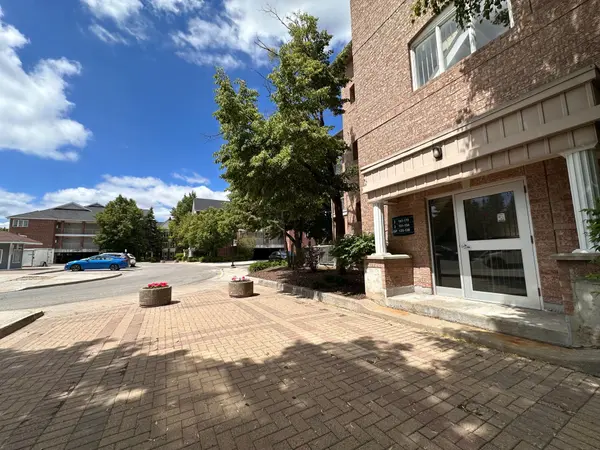 85 Bristol RD E #136, Mississauga, ON L4Z 3P3