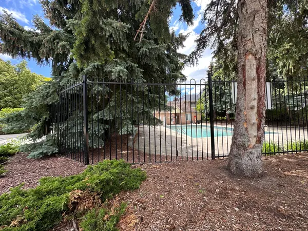 85 Bristol RD E #136, Mississauga, ON L4Z 3P3