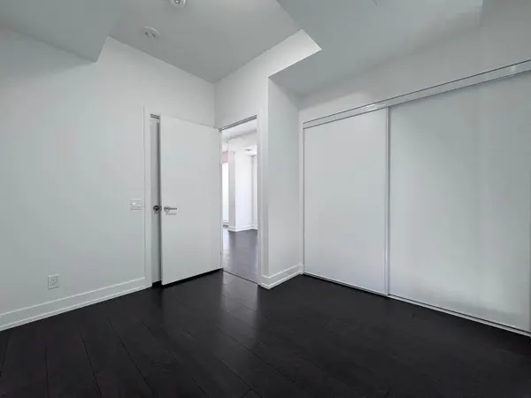 215 Veterans DR #909, Brampton, ON L7A 5L6