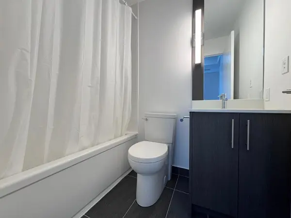 215 Veterans DR #909, Brampton, ON L7A 5L6