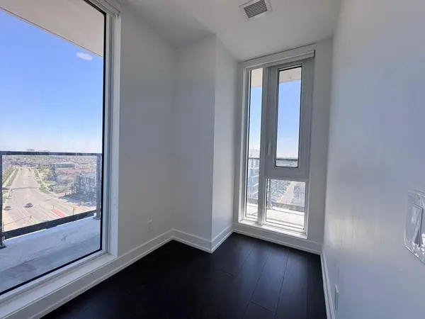 215 Veterans DR #909, Brampton, ON L7A 5L6