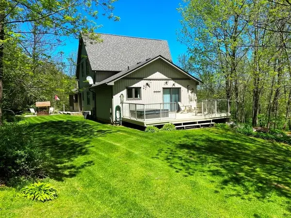 156 Harbour Beach DR, Meaford, ON N4L 1W5