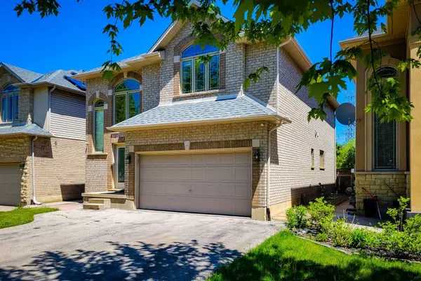 197 Cloverleaf DR, Hamilton, ON L9K 1T4