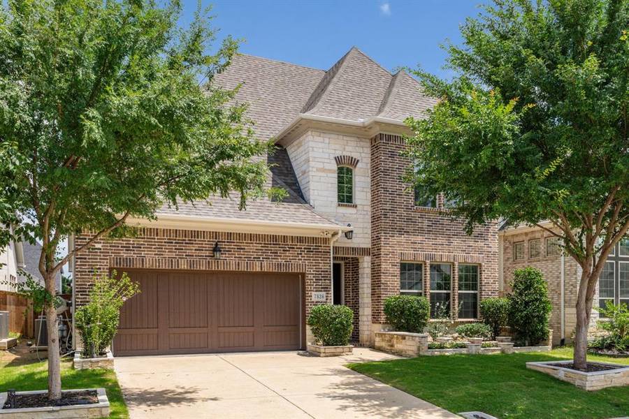 7826 Uxbridge Drive, Irving, TX 75063