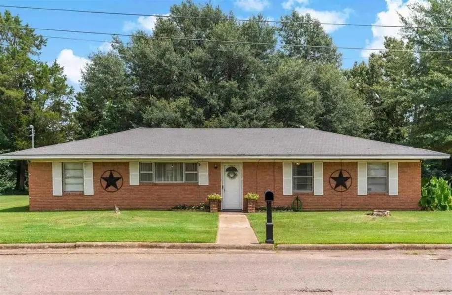 530 NE 26th Street, Paris, TX 75460