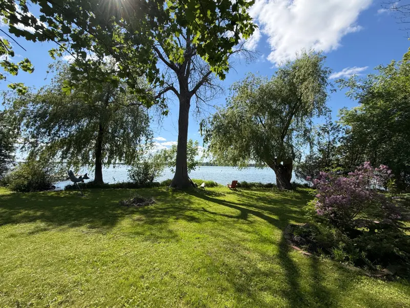 28 Birch Island RD, Scugog, ON L0B 1K0