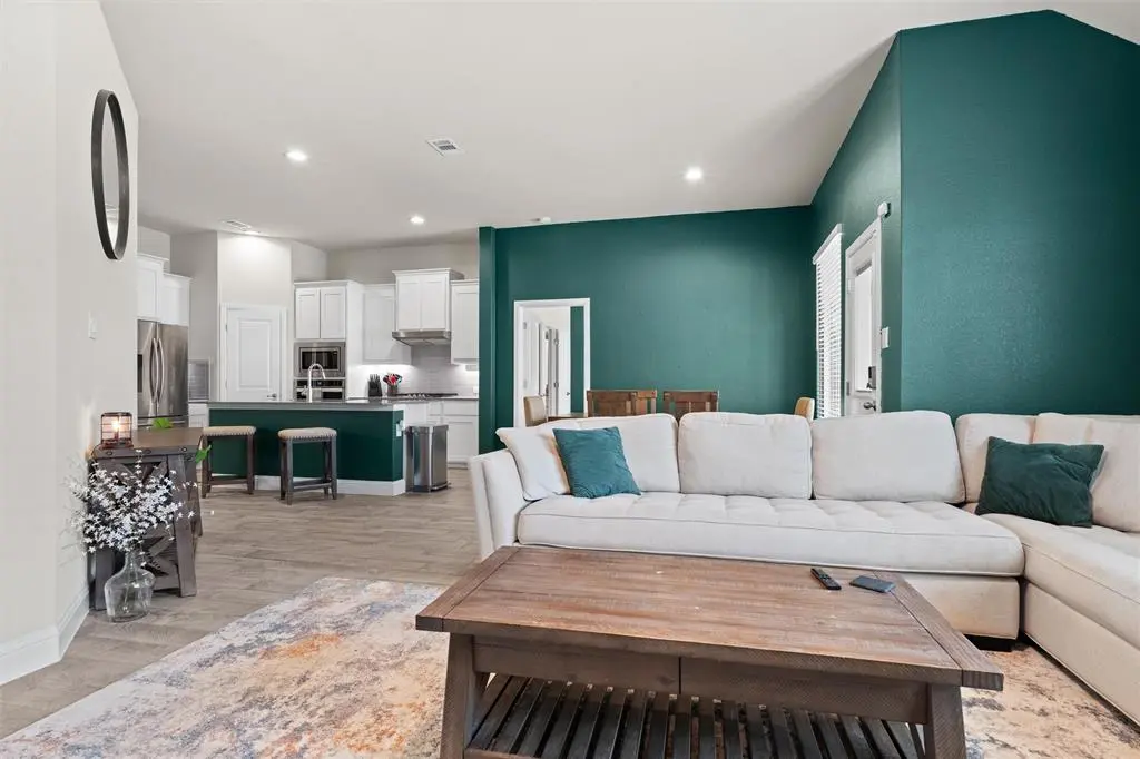11504 Hartwell Lane, Fort Worth, TX 76244