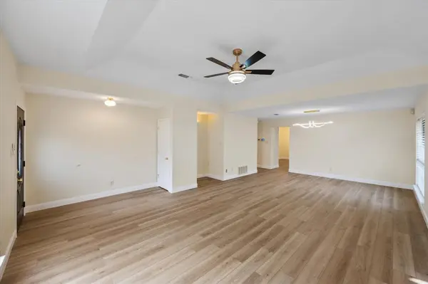 7009 Bentley Avenue, Fort Worth, TX 76137