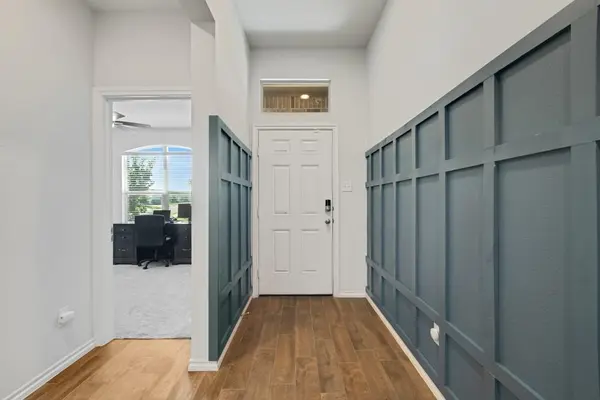 11705 Silver Queen Drive, Aubrey, TX 76227