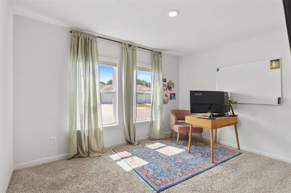 932 American Flyer Boulevard, Fort Worth, TX 76108
