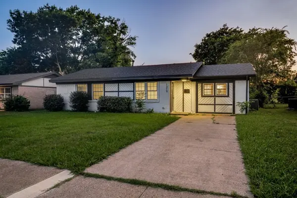 1319 Eastern Heights Drive, Mesquite, TX 75149