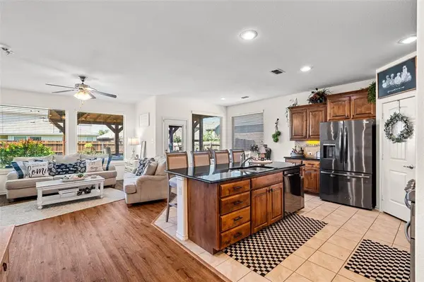 1737 Kachina Lodge Road, Fort Worth, TX 76131