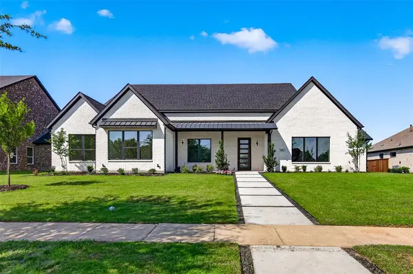 1011 Devonshire Drive S, Forney, TX 75126