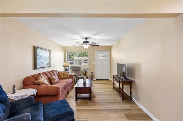321 Lorna Street, Burleson, TX 76028