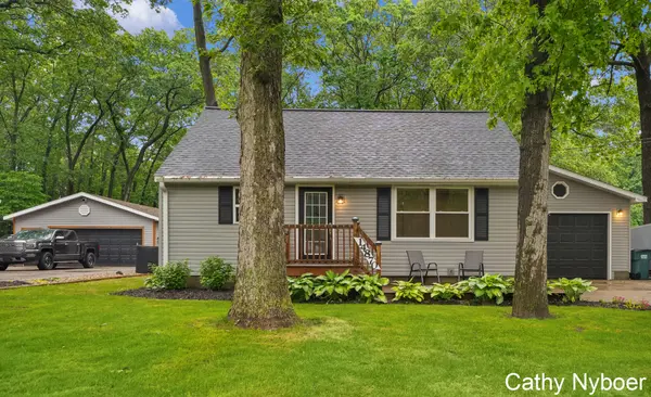14870 Sharon AVE, Grand Haven Twp, MI 49417