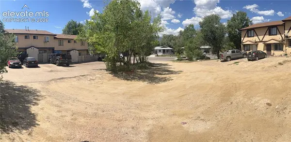 1860 Monterey RD, Colorado Springs, CO 80910