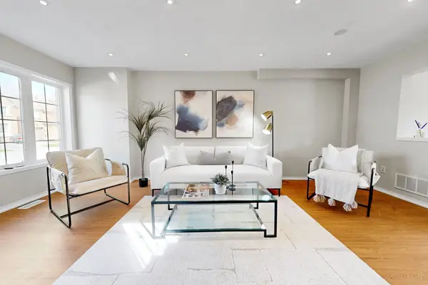 74 McSweeney CRES, Ajax, ON L1T 4G2