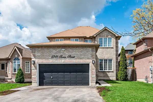 1911 Swan ST, Innisfil, ON L9S 0B3