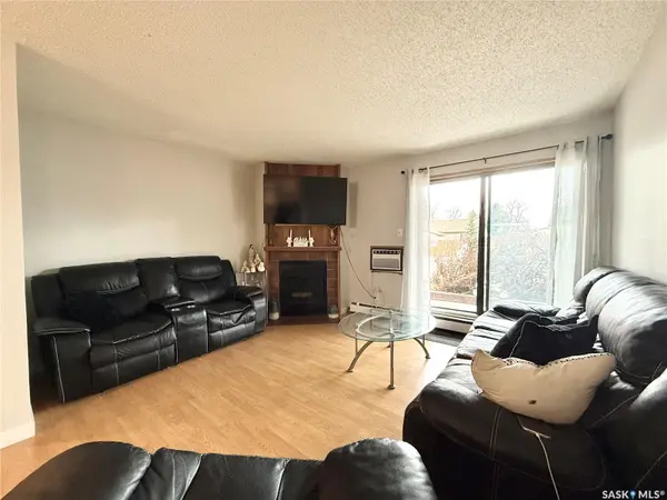 335 Kingsmere BOULEVARD #101, Saskatoon, SK S7J 4J6